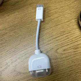 603-0607 Apple Genuine Mini-vga Male To Vga Female Monitor Cable Adapter / M8639g/a Cover