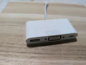 661-03386 Apple Usb-c Vga Multiport Adapter - Thunderbolt 3 Usb-a A1620