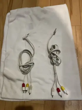 922-4559 Apple #120 Ibook Audio Video Cables 2