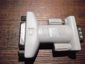 6140004700 Ati Ati-wieson Mac-vga Video Adapter Db-15 Female To De-15 Male Part# #2
