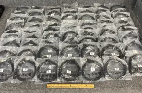 389g184ehaafhh2000 Awm Lot Of 63 6 Ft. Hdmi Cables 389g1845gaafhh - Open Box