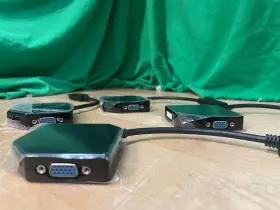 54340 C2g Lot Of 4 Displayport To Hdmi Vga Or Dvi Adapter Converter -