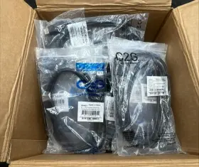 54401 C2g Lot Of 17 6ft Displayport Cable With Latches Male 2 Black New