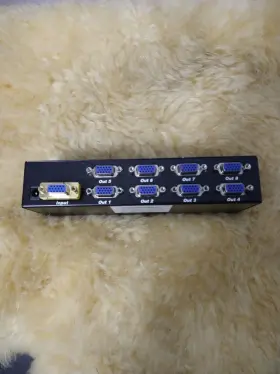Vsa18 Cables To Go 29552 Video Splitter Emi Model 8 Port External #2