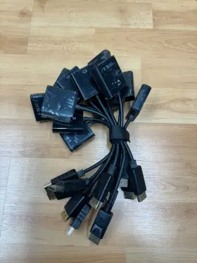 Gator Cable 710552042495 Lot Of 12 Display Port To Vga Adapter Converter Video