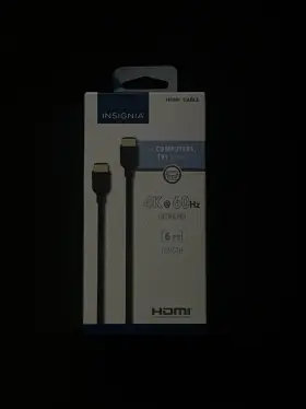 25e02a Insignia Ultra Hd 4k 60hz Hdmi Cable 6 Ft Black Standard