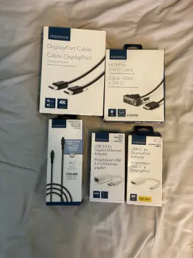 Ns-pdd1019-c Insignia Cable And Adapter Lot