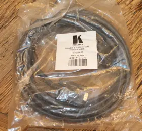 Gm-10 Kramer C-gm/gm-10 - 10ft 15-pin Hd Male To Molded Cable