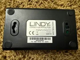 38411 Lindy 4k 2 Port Displayport Switch 1 Adapter Monitor Display #3