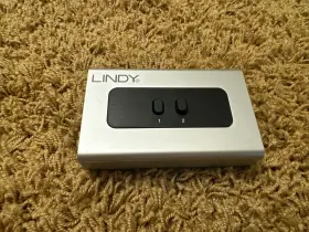 38411 Lindy 4k 2 Port Displayport Switch 1 Adapter Monitor Display