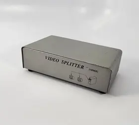 177207 Manhattan Vga Video Splitter 2 Port 150mhz 1 Way