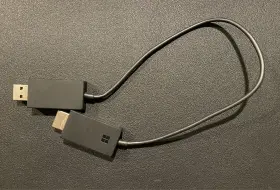 1733 Microsoft Wireless Display Adapter V2 Model