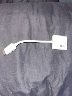 100008762 Onn. Hdmi Displayport Male To Female Adapter White