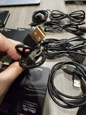 Uga-2k-a Plugable Displaylink Certified Usb 2.0 Display Adapter Lot Of 22 #3