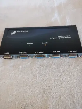 St122pro Startech 2 Port High Resolution Vga Video Splitter