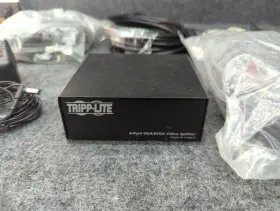 B114-004-r Tripp Lite 4-port Vga/svga Video Splitter With Signal Booster 350mhz Cables #2